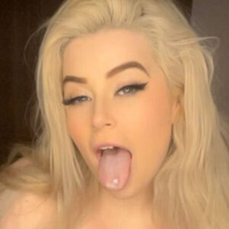 Amelia Skye アート女優 アーカイブ
