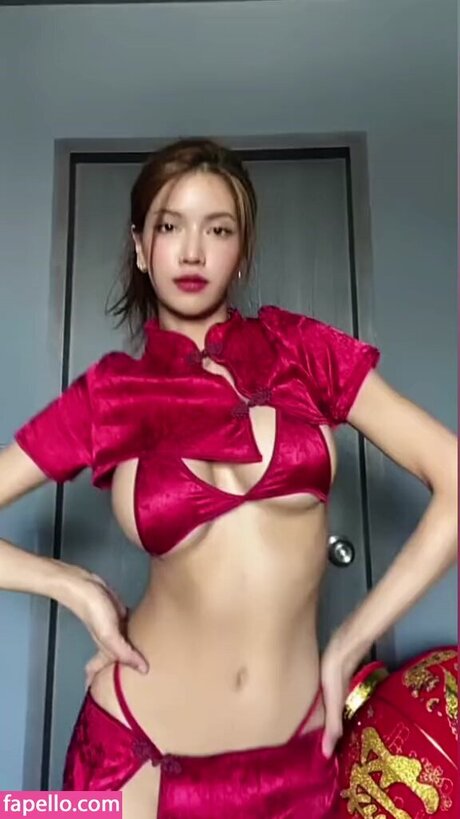 fuengggfah セックスモデル 写真