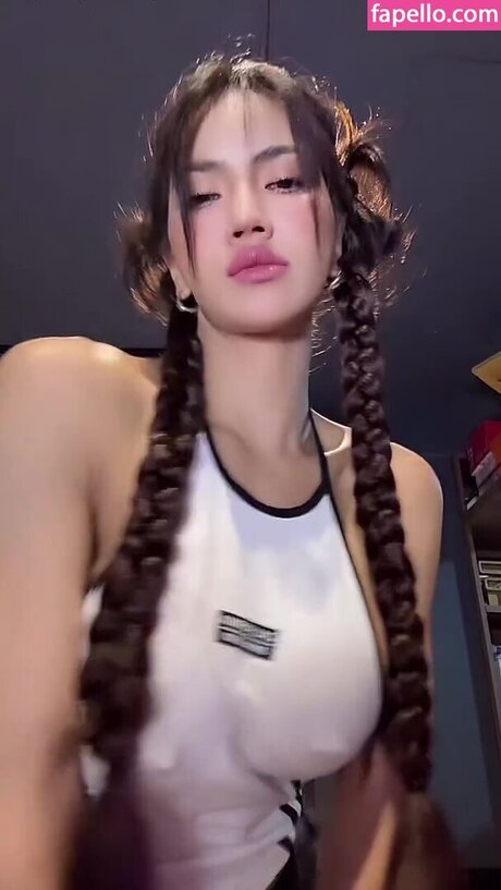 fuengggfah 独占ポルノスター ギャラリー