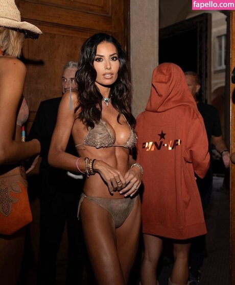 Elisabetta Gregoraci かわいいモデル ギャラリー