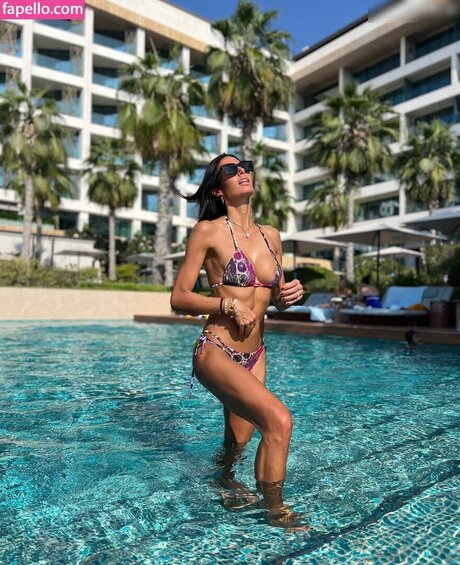 トランスXXXオンリーファン 美しい裸 写真