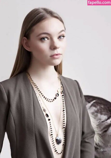 Taylor Hickson かわいいスター アーカイブ
