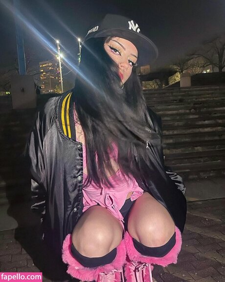 Snowwcone ホット女優 写真
