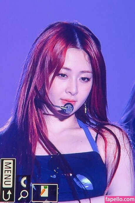 Huh Yunjin 可愛いモデル 写真