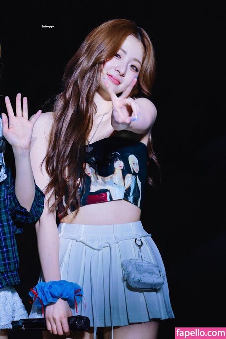 Huh Yunjin 高品質モデル 写真