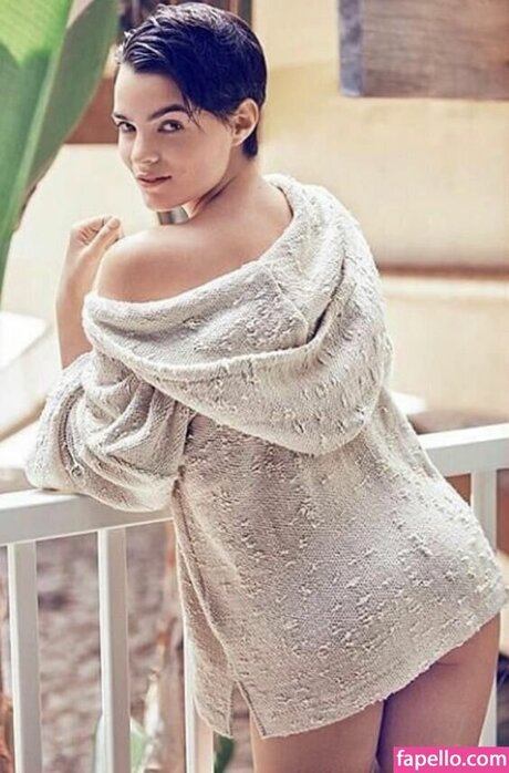 Brianna Hildebrand アートスター 画像