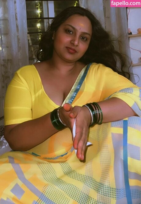 Anupamaswathi セックスモデル 写真