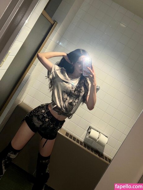 Hwiseo XXXモデル 写真