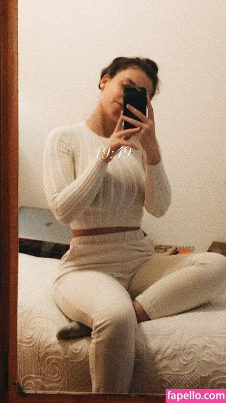 Sara Liso アダルトスター 写真