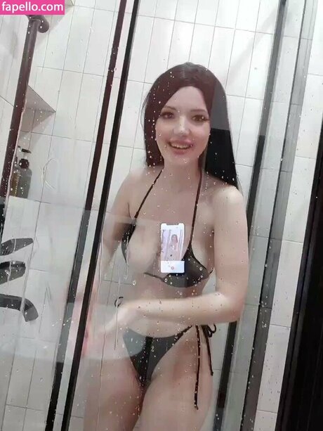 lada lyumoscos xxx女優 写真