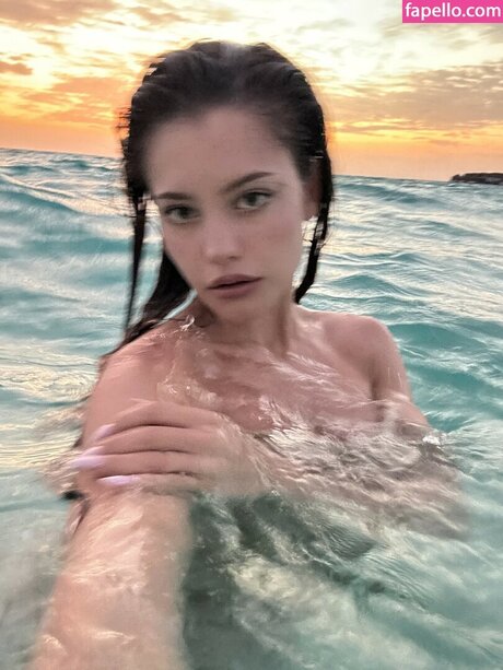 influesii753 セックス女優 画像