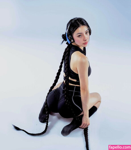 shirlizleee ポルノスター トップ 写真