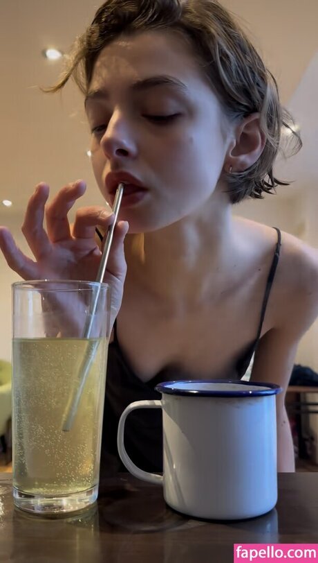 Ava Kalitowski ポルノスター 写真