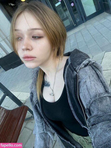 Morphe ya セックス女優 写真