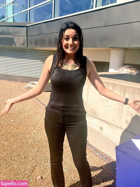 Natalie Sawyer 美しいスター アーカイブ