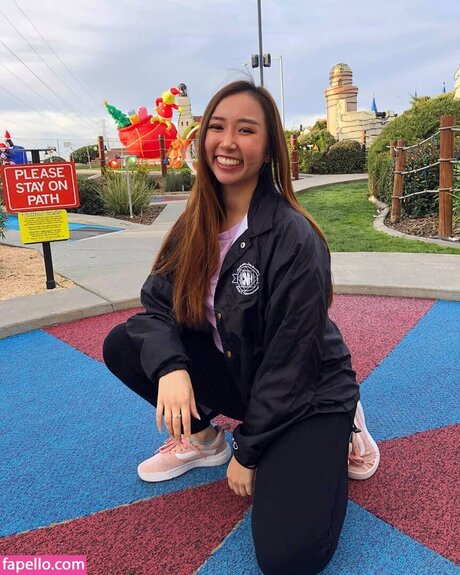 Sophia Phan セクシー女優 写真
