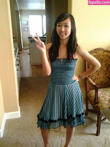 Sophia Phan xxxポルノスター 画像