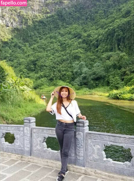 Sophia Phan ポルノスター 美しい 写真