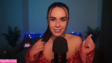 HeyHelen ASMR トップモデル 写真