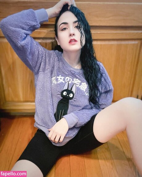 Amy Roberts スター ギャラリー