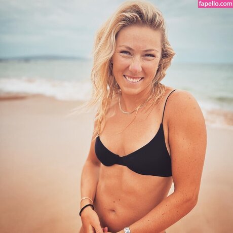 Mikaela Shiffrin ポルノスター 独占 写真