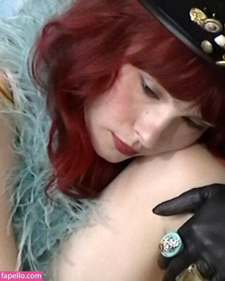 Ava Maybee アート女優 写真