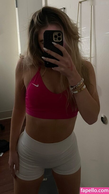 Charlie Ferarie トップ女優 画像