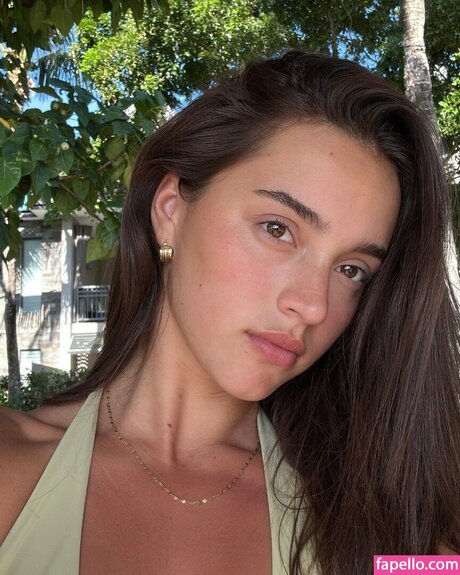 Milly Adamson 無料モデル 写真