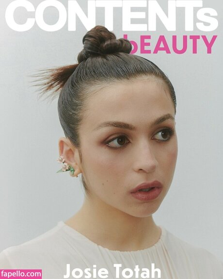 Josie Totah スター xxx 画像