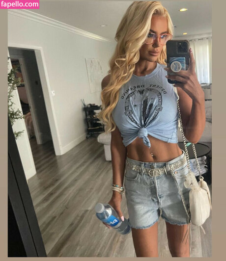 Jessa Hinton セクシーなスター 写真