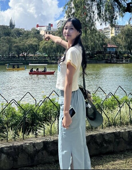 jennypetersonnn 可愛いモデル 写真