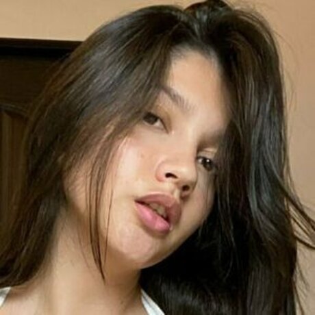 secretshylatina 裸の女優 写真