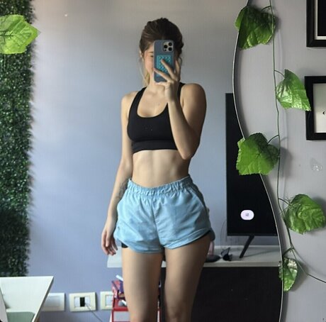 熟女潮吹きOnlyFans 美しいヌード 写真