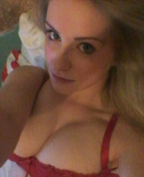 Jess Davies ヌードモデル 写真