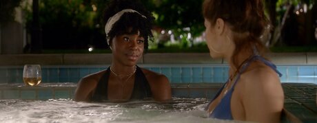 Kirby Howell Baptiste 女優 写真