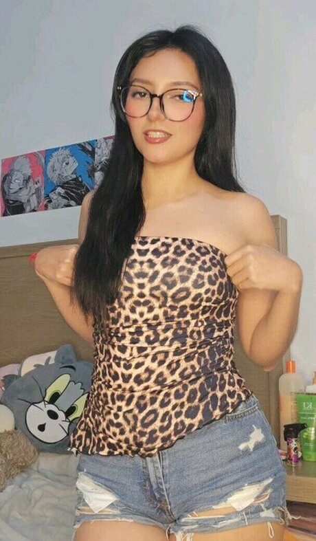 Ivonnita Bastida アート女優 画像