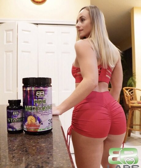 Carolina Monsalve ポルノスター 写真