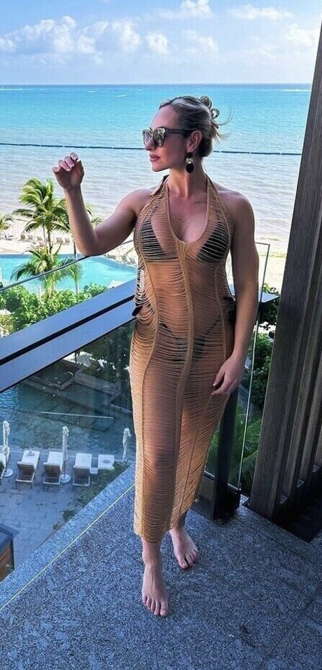 Carolina Monsalve エロティック女優 写真