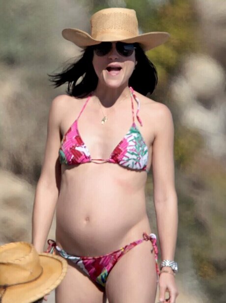Selma Blair ポルノスター 独占 画像