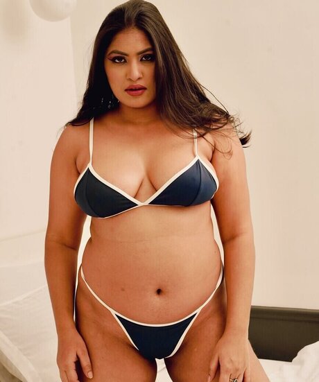 Anjali Gaud ポルノスター アダルト 写真