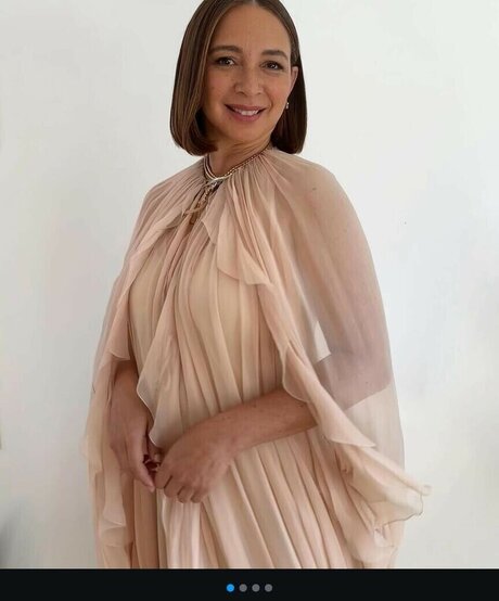 Maya Rudolph 裸のモデル 写真