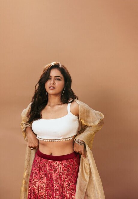 Wamiqa Gabbi 美しいモデル ギャラリー