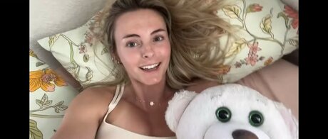 Beez ASMR 高品質モデル 写真