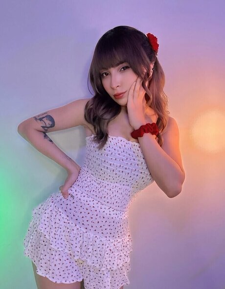 Nanatyx ポルノスター 写真