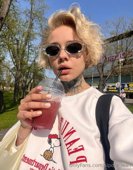 Sofie Lean セクシーなスター アーカイブ