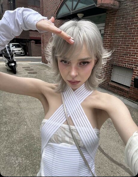 Sophie Powers 可愛い女優 ギャラリー