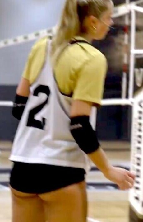 Taryn DeWese ポルノスター ヌード 画像