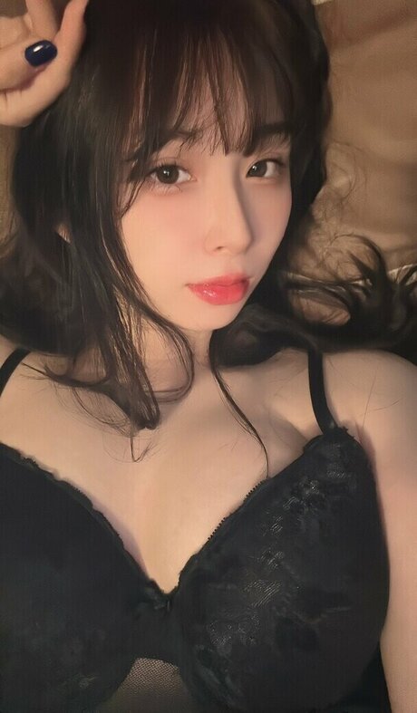 cy aannn ポルノスター エロティック 写真