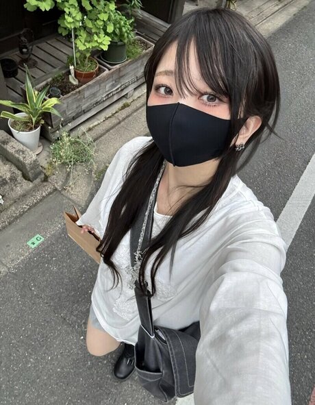 eye shiny top profile image