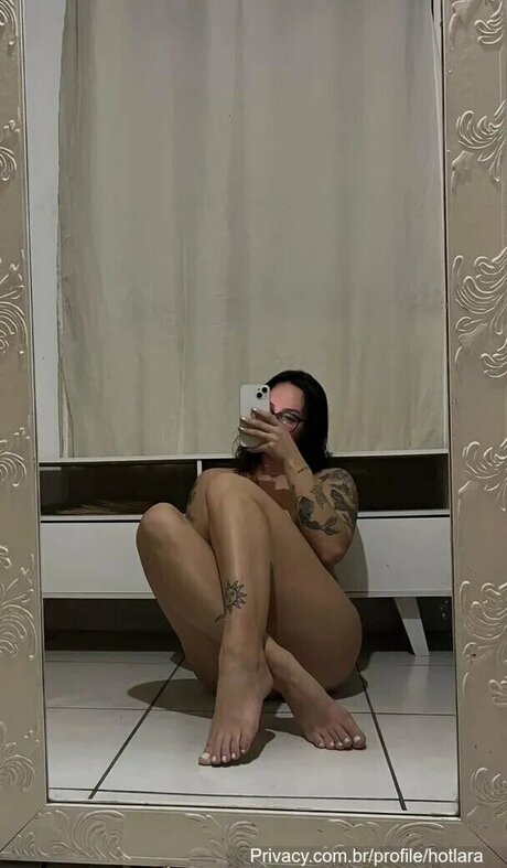 Julia Lara 独占モデル 画像